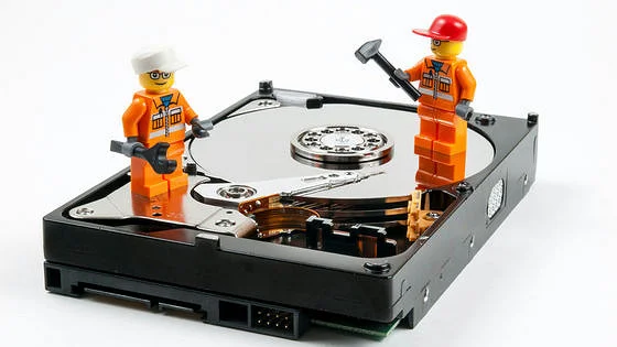 HDDの故障率を実際の運用状況から可視化する「Backblazeメーカー・モデル別統計データ」2025年第2四半期版